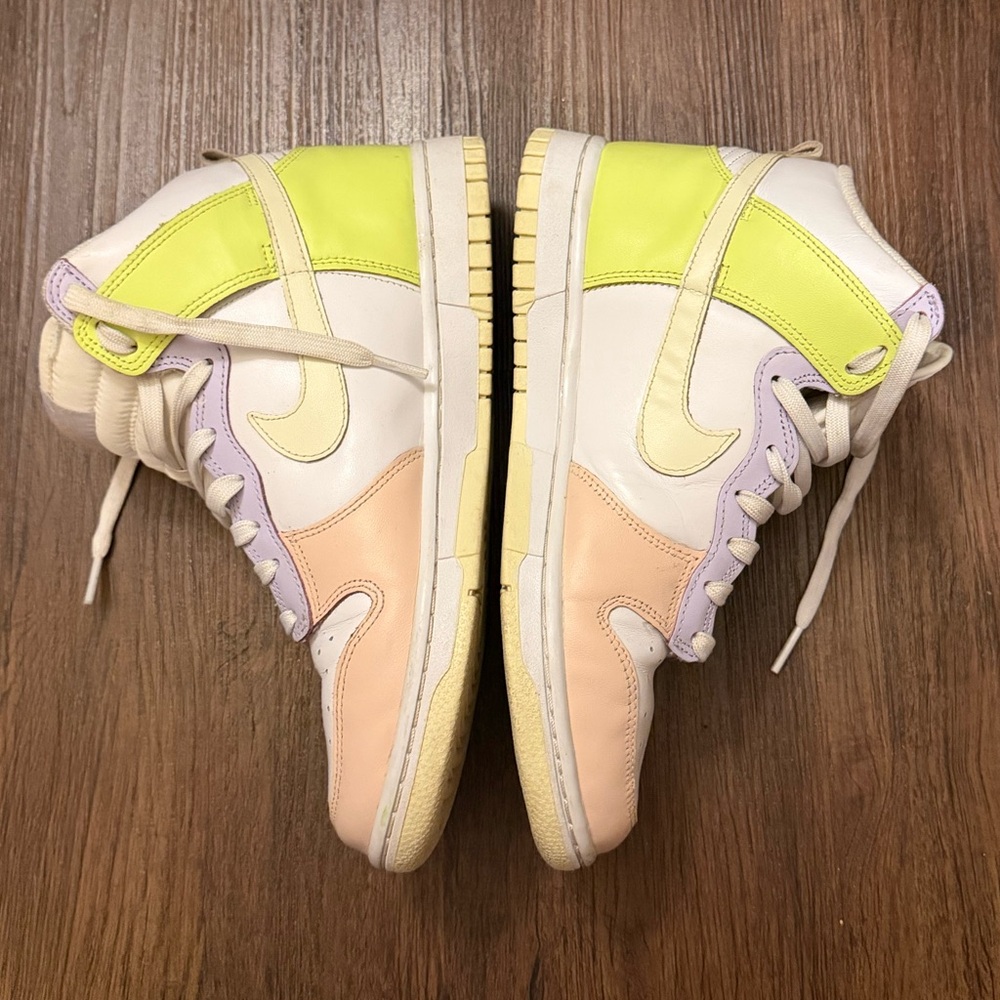 Nike Women's Dunk High - Cashmere - Picture 3 of 11